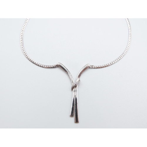 1314 - 9 Carat White Gold Ladies Pendant Necklace 42cm Long