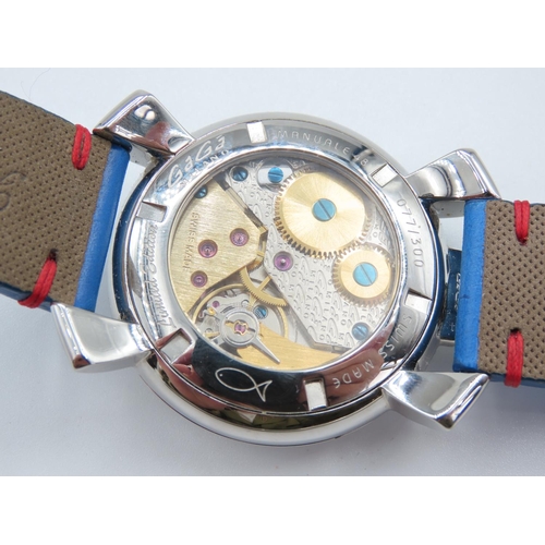 1324 - Special Edition Darts Watch with Dartboard Motif Dial Working Order Original Strap