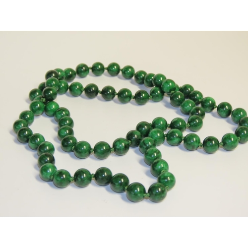 1334 - Jade Ladies Bead Necklace of Good Length