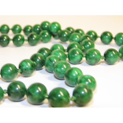 1334 - Jade Ladies Bead Necklace of Good Length