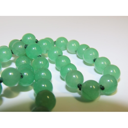 1338 - Ladies Green Jade Bead Necklace Single Strand