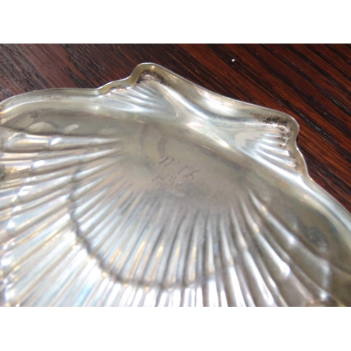 764 - Scallop Shell Motif Shaped Form Table Dish