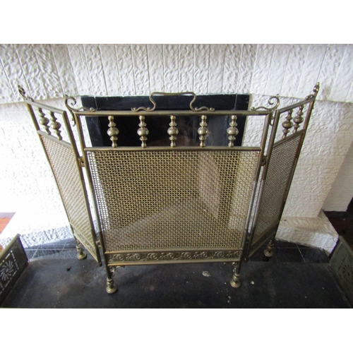 89 - Antique Cast Brass Tri Part Fire Place Spark Guard Extending to Approximately 30 Inches x 29 Inches ... 