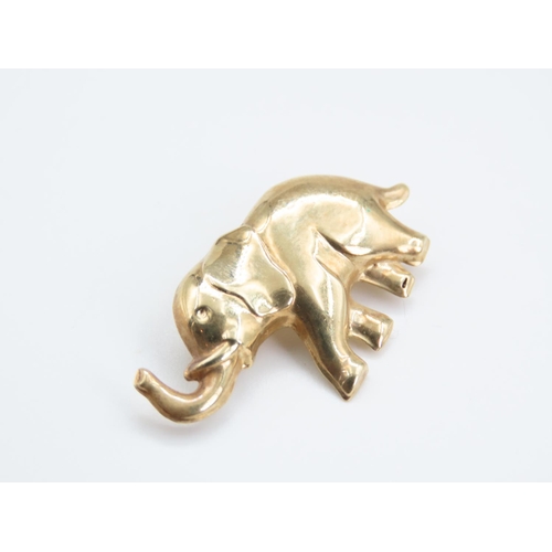 204 - Elephant Motif 9 Carat Yellow Gold Ladies Brooch 3cm Wide x 1.5cm High