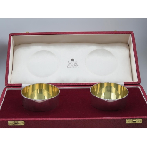 352 - Garrard and Co. Pair of Serving Bowls Restrained Form Gilded Interior Contained within Original Pres... 