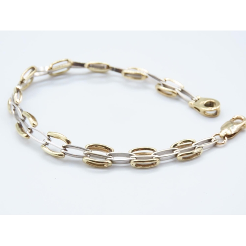 97 - 9 Carat White and Yellow Gold Ladies Bracelet 19cm Long