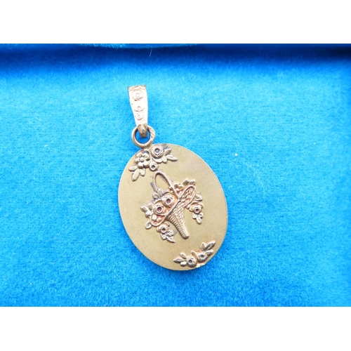 164 - 14 Carat Yellow Gold Pendant with Incised Floral Motif Decoration 2cm High