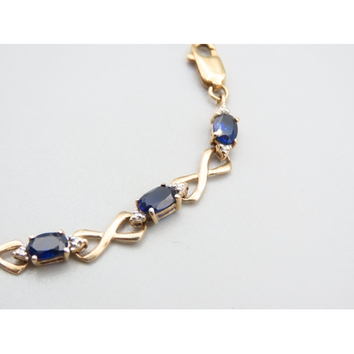 206 - Sapphire Set 9 Carat Yellow Gold Ladies Bracelet Interlinking Form 20cm Long