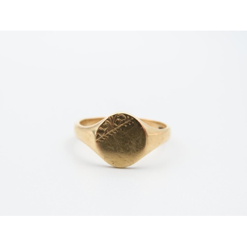 259 - Signet Ring 9 Carat Yellow Gold Ring Size P