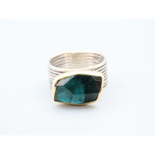 313 - Tourmaline 18 Carat Gold Set Modernist Form Ladies Ring Size L Set on Silver Ribbed Band