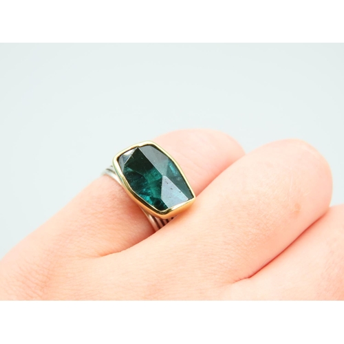 313 - Tourmaline 18 Carat Gold Set Modernist Form Ladies Ring Size L Set on Silver Ribbed Band