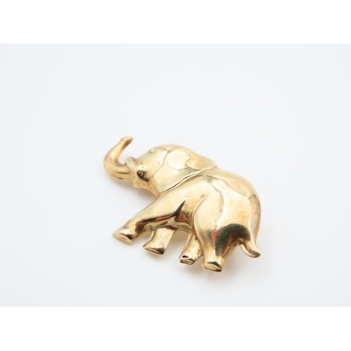 1119 - Elephant Motif 9 Carat Yellow Gold Brooch 2.5cm Wide