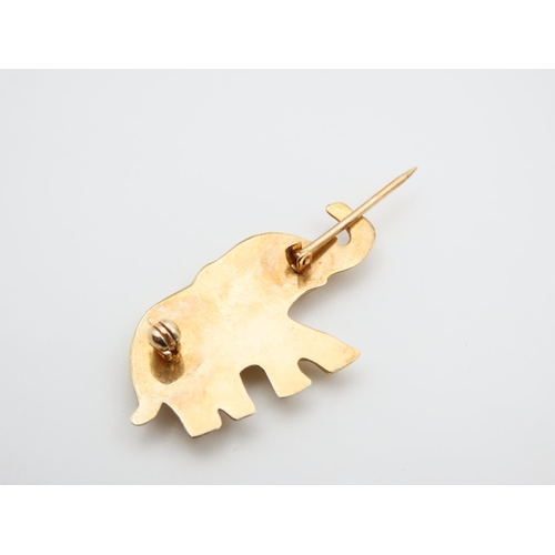 1119 - Elephant Motif 9 Carat Yellow Gold Brooch 2.5cm Wide