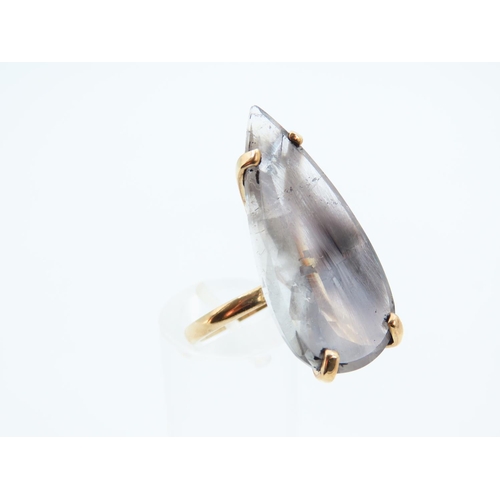 1137 - Vintage Quartz Statement Ring 4 Claw Set on 9 Carat Gold Band