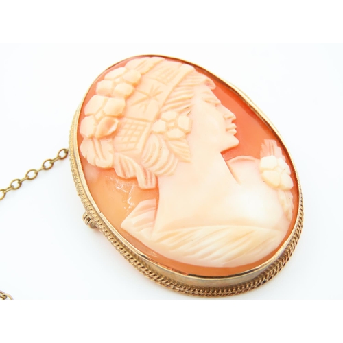 1146 - 9 Carat Yellow Gold Mounted Cameo Brooch 4.5cm High