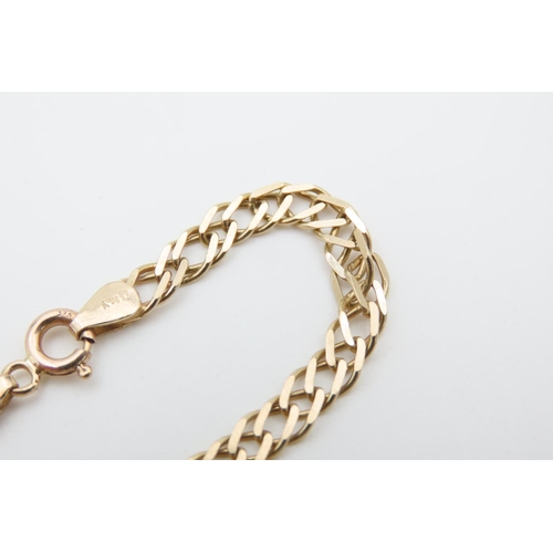 1202 - 9 Carat Yellow Gold Bracelet Interlinking Form 18cm Long