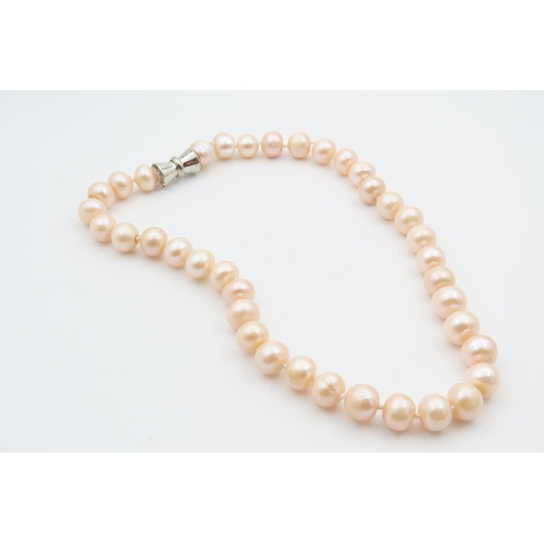 1232 - Pearl Single Strand Necklace with Barrel Form Magnetic Clasp 40cm Long