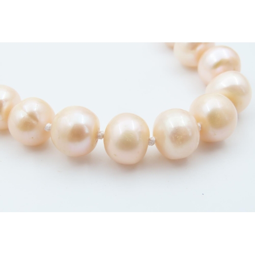 1232 - Pearl Single Strand Necklace with Barrel Form Magnetic Clasp 40cm Long