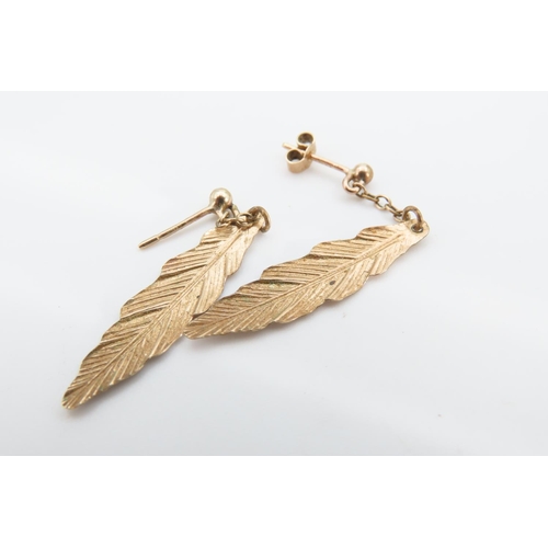 1267 - Pair of 9 Carat Yellow Gold Leaf Motif Ladies Earrings Each 4cm Drop