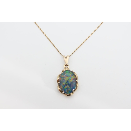 1269 - Opal 9 Carat Yellow Gold Set Pendant Mounted on 9 Carat Yellow Gold Chain 46cm Long Pendant 2cm High