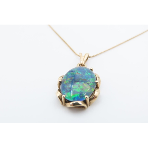 1269 - Opal 9 Carat Yellow Gold Set Pendant Mounted on 9 Carat Yellow Gold Chain 46cm Long Pendant 2cm High