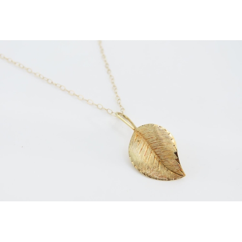 1270 - Leaf Motif 9 Carat Yellow Gold Pendant 2cm High Mounted on 9 Carat Yellow Gold Chain 46cm Long