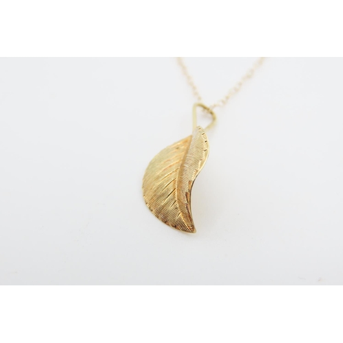 1270 - Leaf Motif 9 Carat Yellow Gold Pendant 2cm High Mounted on 9 Carat Yellow Gold Chain 46cm Long