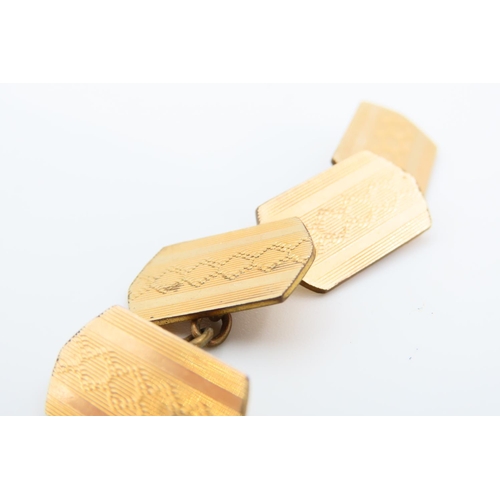 1306 - Pair of 9 Carat Yellow Gold Ladies Panel Form Cufflinks Each Approximately 2cm High