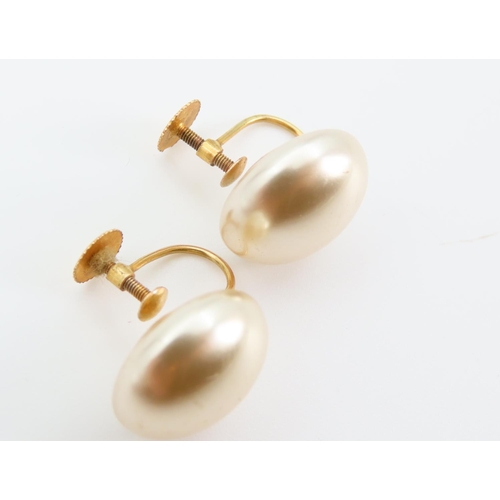 1310 - Pair of Pearl Set 9 Carat Yellow Gold Ladies Earrings Each 1.5cm Diameter