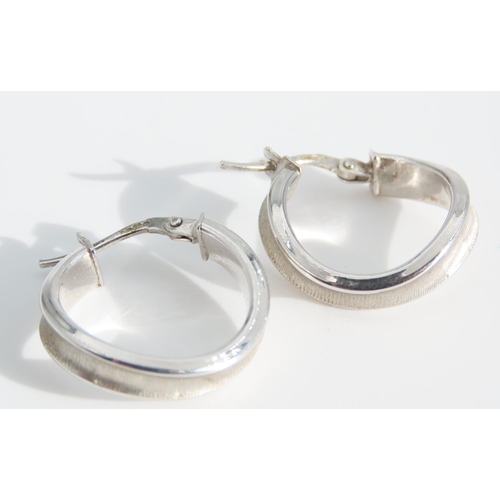 1328 - Pair of 9 Carat White Gold Ladies Earrings Shaped Form Each 2cm Diameter