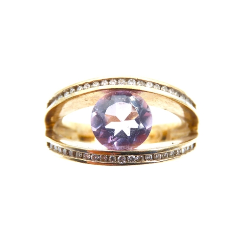 1341 - Violet Gemstone 9 Carat Yellow Gold Ladies Ring Size M and a Half