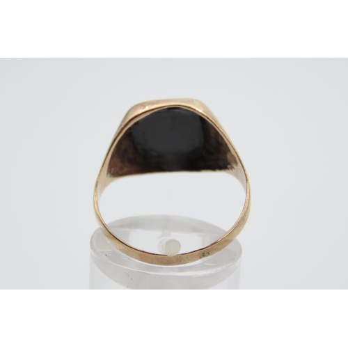 1373 - Onyx Panel Set 9 Carat Yellow Gold Signet Ring Size T