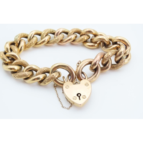 1376 - 9 Carat Yellow Gold Curb Link Bracelet 17.5cm Long Attractively Detailed