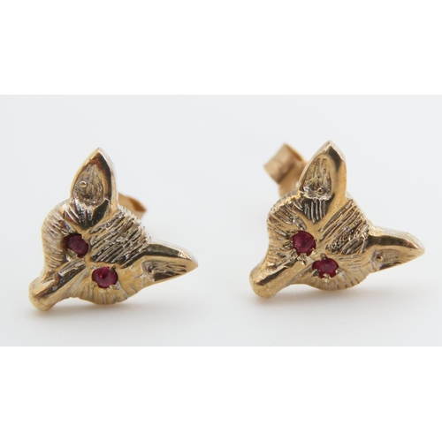 1385 - Fox Motif Ruby Eye Set Pendant 2cm High 9 Carat Yellow Gold with Matching Pair of Earrings also 9 Ca... 