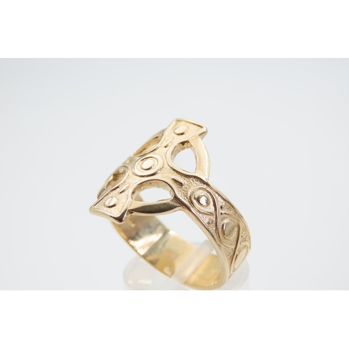 1387 - 9 Carat Yellow Gold Celtic Cross Motif Ring Size X