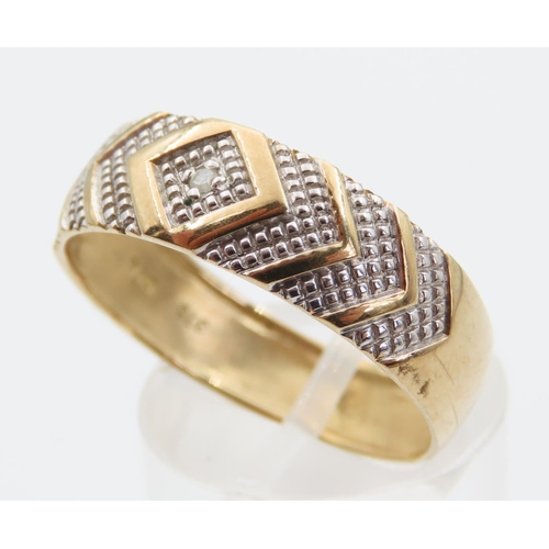 1400 - 9 Carat Yellow Gold Geometric Design Diamond Set Band Ring Size V