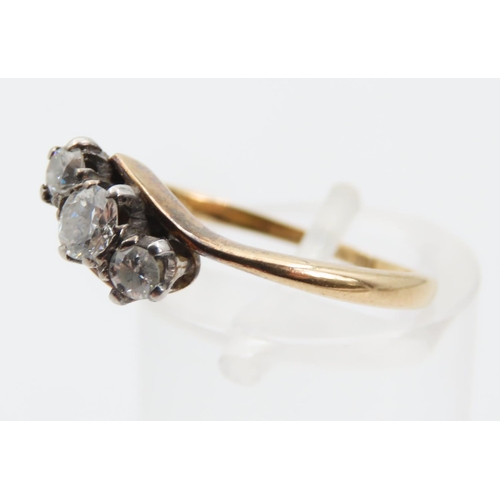 1401 - Three Stone 18 Carat Yellow Gold Diamond Ring