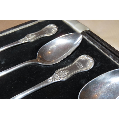 1419 - Set of Six Silver Spoons Each 14cm Long Contained within Original Presentation Case