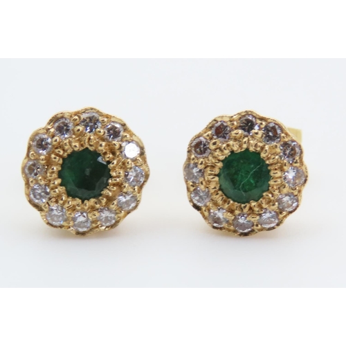 1422 - Pair of Emerald and Diamond 18 Carat Yellow Gold Mounted Ladies Cluster Form Earrings Each 1cm Diame... 