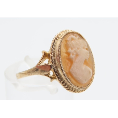 1452 - 9 Carat Yellow Gold Ladies Cameo Ring with Incised Detailing Size O