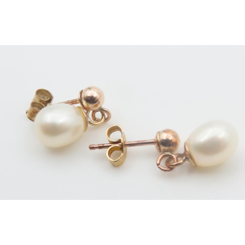 1481 - Pair of Pearl Drop Form 9 Carat Yellow Gold Earrings Each 1cm High