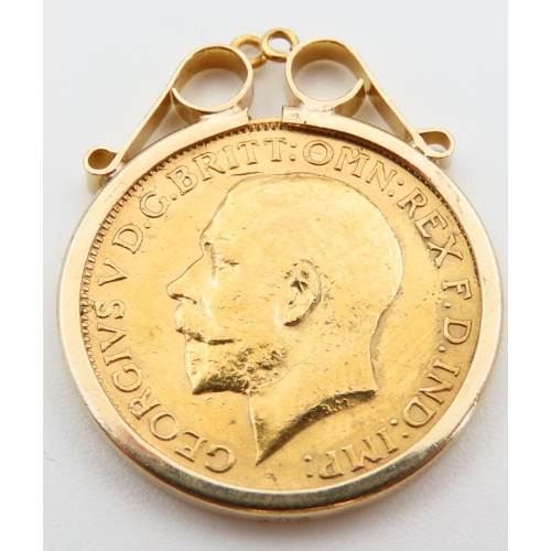 364 - Full Sovereign Dated 1912 Contained within 9 Carat Gold Mounted Pendant Fitting Total Weight 9.2 Gra... 