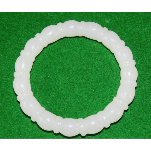 1070 - Carved Pale Jade Ladies Bangle Circular Form 6cm Inner Diameter