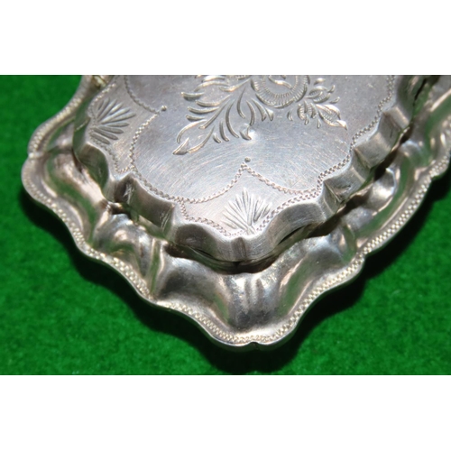 1082 - Silver Pill Box Hinged Cover Incised Decoration Approximately 6cm Wide