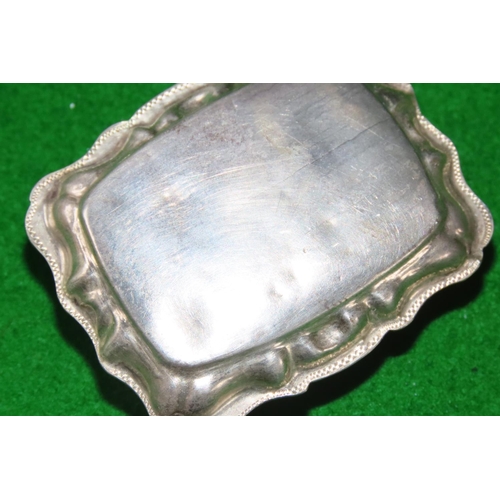 1082 - Silver Pill Box Hinged Cover Incised Decoration Approximately 6cm Wide