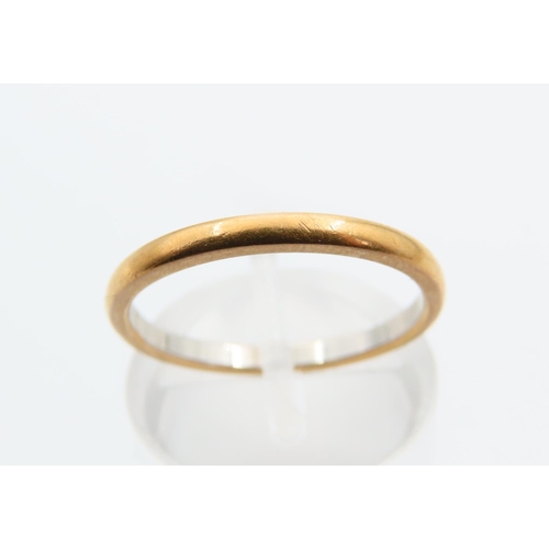 112 - Platinum and 22 Carat Yellow Gold Band Ring Size M