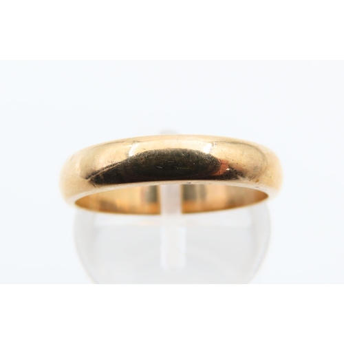 122 - 9 Carat Yellow Gold Band Ring Size M