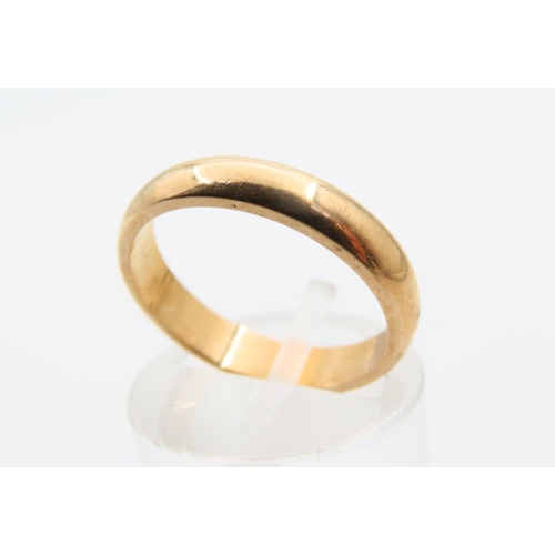 122 - 9 Carat Yellow Gold Band Ring Size M