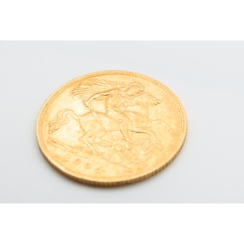 160 - Gold Half Sovereign Dated 1904