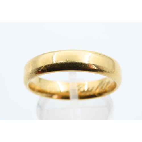 172 - 18 Carat Yellow Gold Band Ring Size V 7.9 Gram Weight